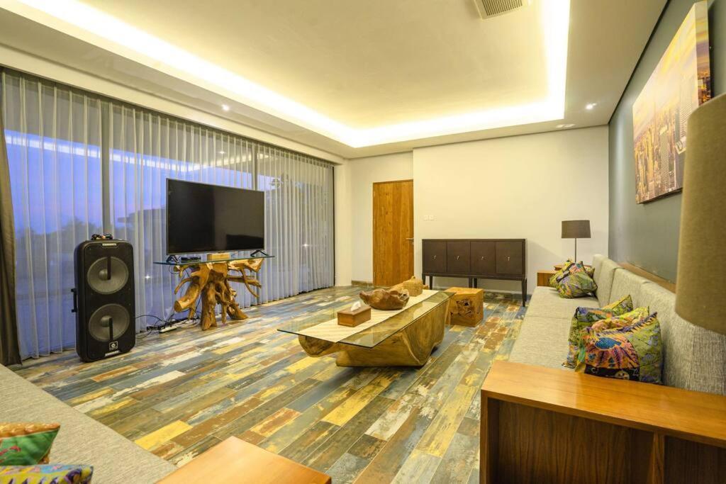 Grand Villa Uluwatu Ungasan Exterior foto